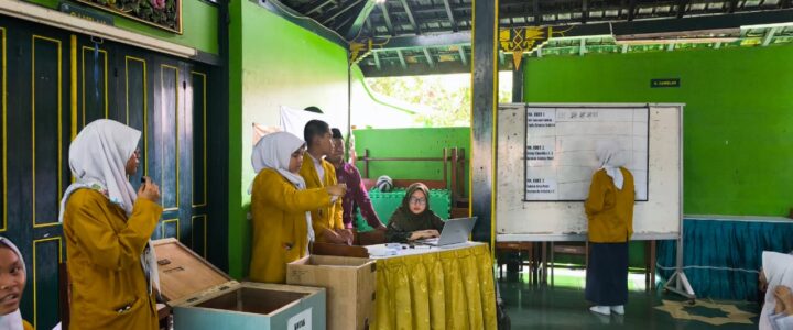 Sukses Gelar Pemilu IPM 2025-2026 di SMP Muhammadiyah 4 Yogyakarta Cetak Kader Pemimpin Masa Depan Sukses Gelar Pemilu IPM 2025-2026 di SMP Muhammadiyah 4 Yogyakarta Cetak Kader Pemimpin Masa Depan